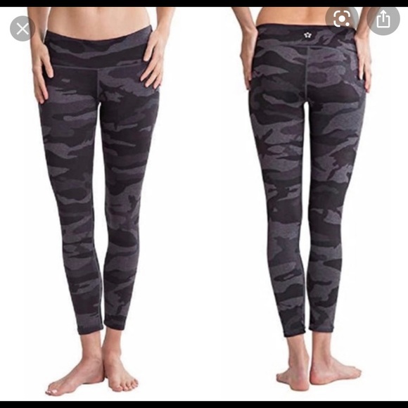 Tuff Athletics | Pants u0026 Jumpsuits | Tuff Athletics Camo Capri Leggings  Size M | Poshmark
